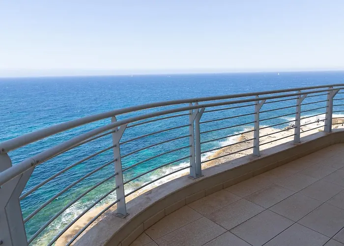 Beautiful Sea View Apartment