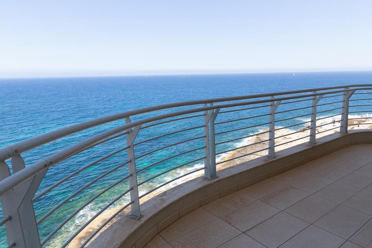 Beautiful Sea View Appartement Sliema